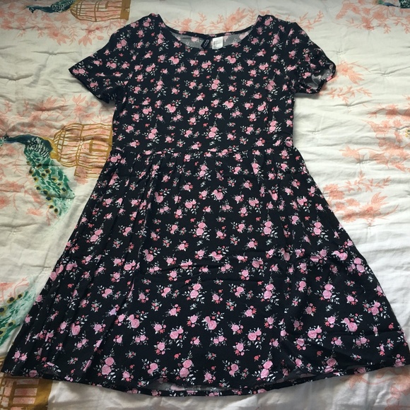 Floral Short Sleeve Dress - Picture 1 of 3
